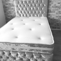 Belmont Divan Bed - 4FT Small Double - Silver Crushed Velvet - Clear Crystal Diamante Buttons